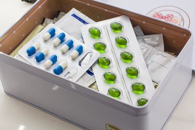 湖北38個(gè)掛網(wǎng)藥品價(jià)格調(diào)整 最高降幅達(dá)2033元，生化藥品受益